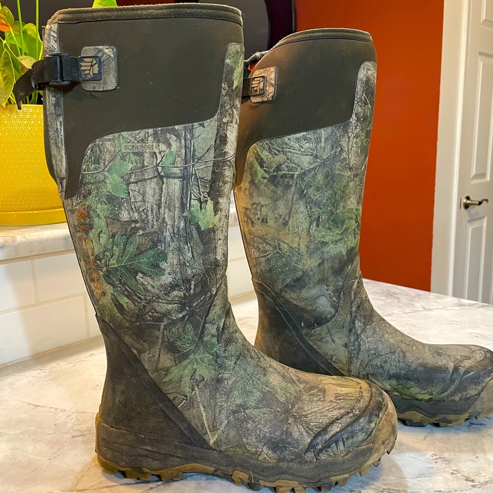 Lacrosse 18” 3.5 mm neoprene camo boots